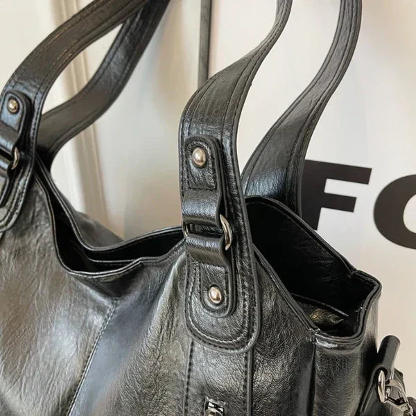 LuxeCarry™ | Leder-Tragetasche