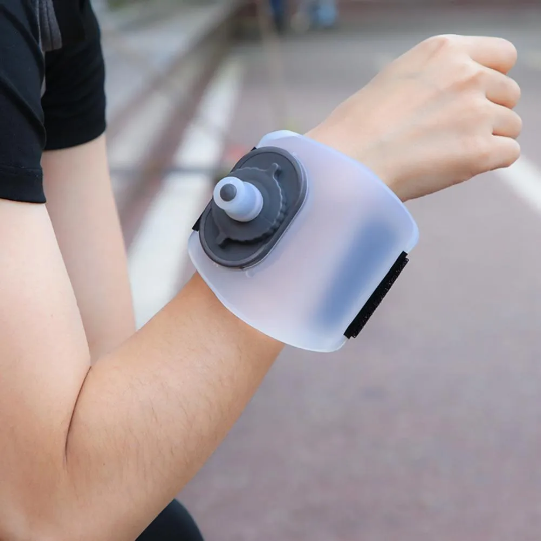 WristSip™ | Wasserflasche für das Handgelenk