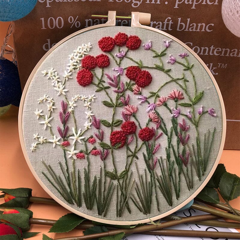 1+1 Free | Florify™ | A set for beginners to embroider flowers!