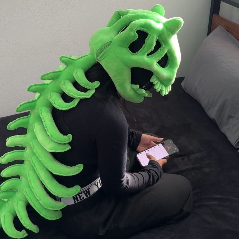 50% RABATT | DinoRoar™ | Dinosaurier-Kostüm für Kinder & Erwachsene | Kopfteil + Rückenverlängerung