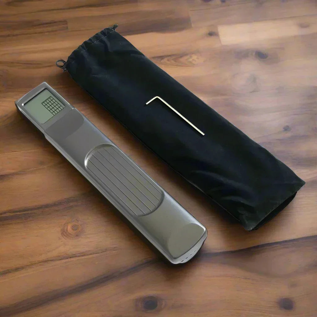 StrumMaster™ | Lautlos üben und deine Finger in wahre Akkordmeister verwandeln