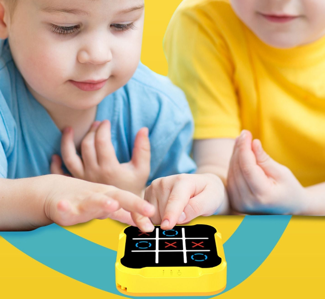 BrainBlaze™ | Tic-Tac-Action — Entfessel deine Denkkraft und erlebe fesselnden Spielspaß überall!