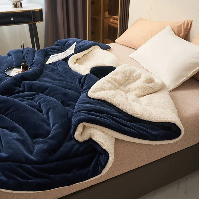 SoftHug Winterdecke | Weiche Fleece Kuscheldecke | Warm & Pflegeleicht | Perfekt für Sofa & Schlafzimmer