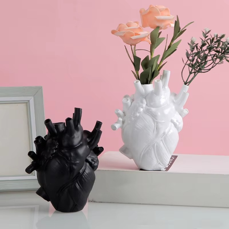 HeartBloom™ | Herzförmige Vase