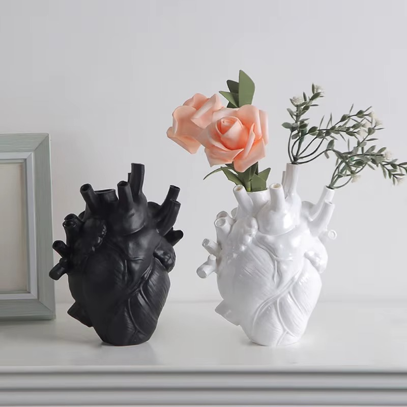 HeartBloom™ | Herzförmige Vase
