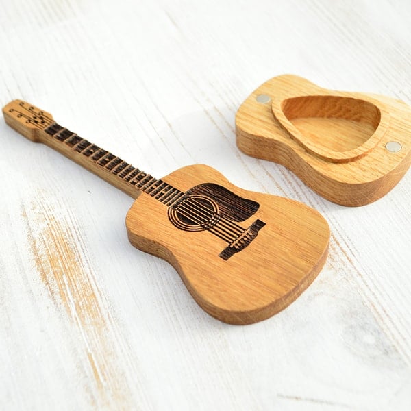 50% RABATT | GuitarNest™ | Gitarren-Plektrumhalter aus Holz