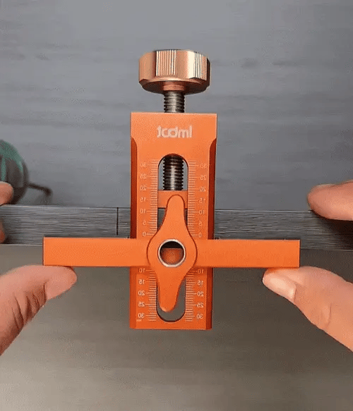 FixAlign™ | Perfekte Türen, mühelos montiert