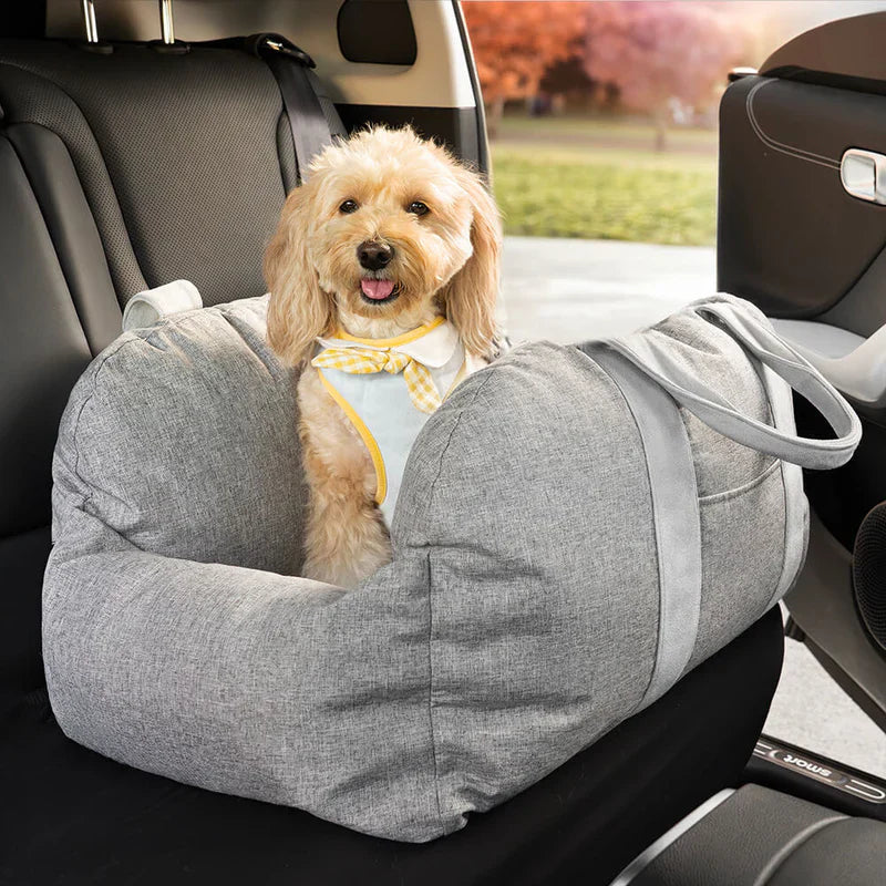 SafeSnug™ | Der sichere Kuschelthron, der jeder Autofahrt Ruhe und Geborgenheit schenkt