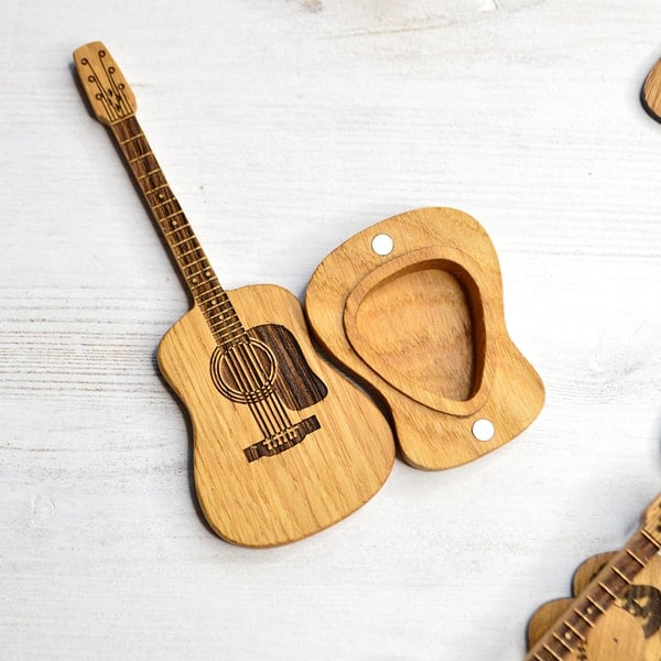 50% RABATT | GuitarNest™ | Gitarren-Plektrumhalter aus Holz